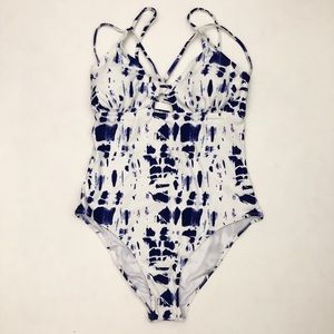 NWT Cupshe Tie dye one piece swimsuit XXL